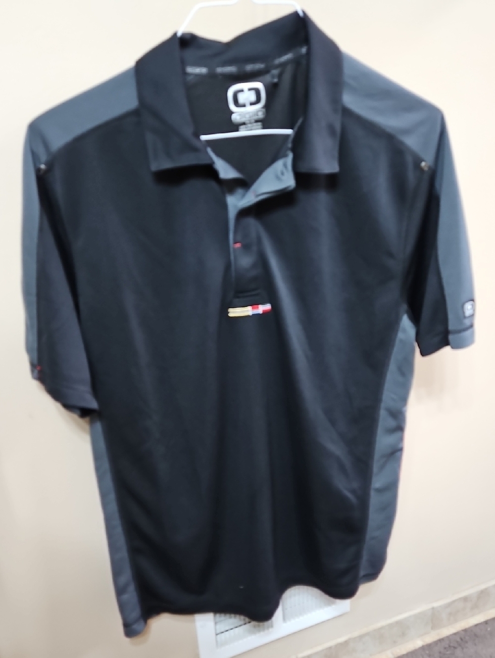 OGIO Men's Two-Tone Black and Dark Gray Polo With Cadillac On Sleeve. Sz M